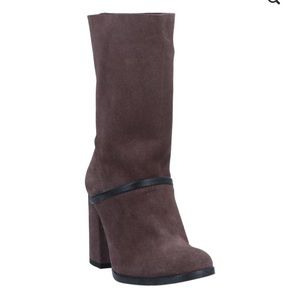 Castaner
Brown Leather-trimmed Suede Ankle…